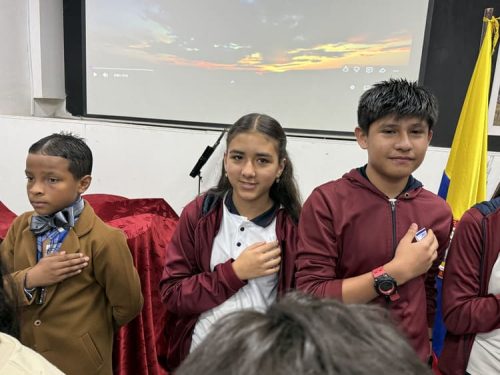 izada-buenas-acciones-2026-15