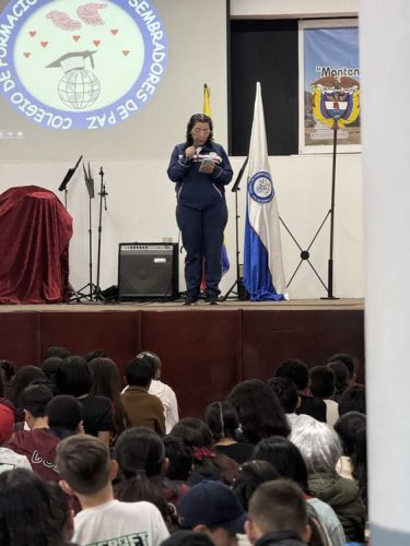 izada-buenas-acciones-2026-4